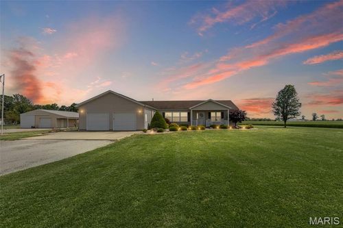 19452 State Route 15, Nashville, IL, 62263 | Card Image