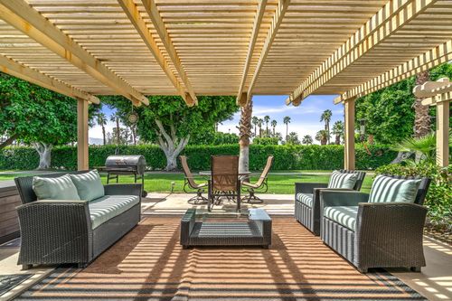 41545 Woodhaven Dr E, Palm Desert, CA, 92211-8137 | Card Image