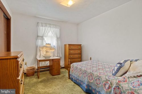 253 Vincent Dr, MCSHERRYSTOWN, PA, 17344-1117 | Card Image