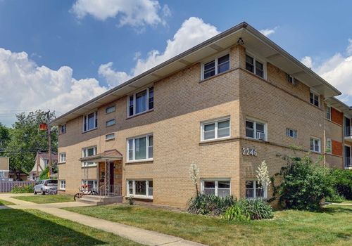 apt-2e-2246 S 17th Ave, North Riverside, IL, 60546-1499 | Card Image
