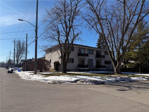 3-36 Graham Ave, Brantford, ON, N3T1C4 | Card Image