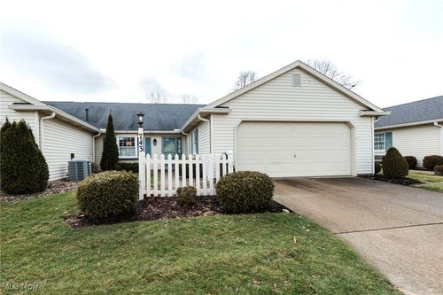 743 Bent Creek Drive, Wadsworth, OH, 44281 | Card Image