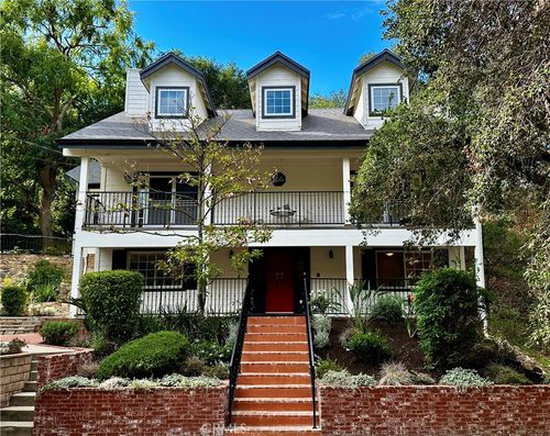 9729 Marcus Ln, Tujunga, CA, 91042-3129 | Card Image