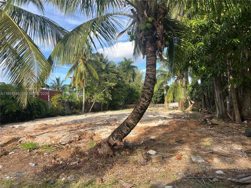 11805 Nw 22nd Ct, Miami, FL, 33167-3029 | Card Image