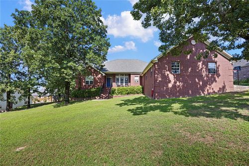 703 Castlegate Loop, Russellville, AR, 72802-9044 | Card Image