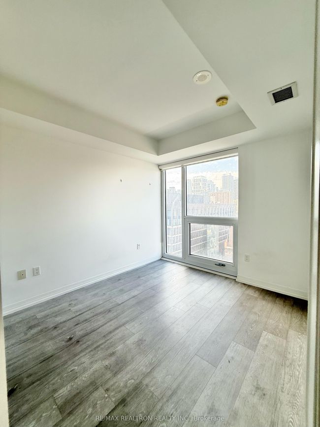 1432 - 251 Jarvis St, Condo with 2 bedrooms, 1 bathrooms and null parking in Toronto ON | Image 7