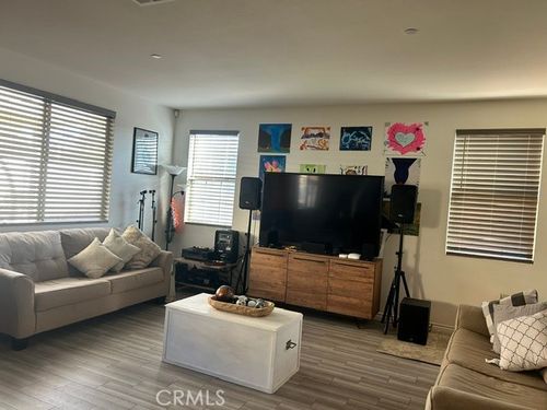1522 Tiger Eye Ln, Beaumont, CA, 92223-3428 | Card Image