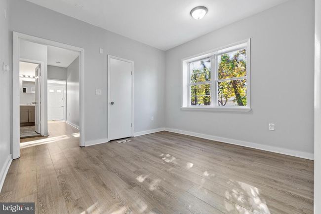 1826 Us Highway 1, Home with 5 bedrooms, 2 bathrooms and null parking in LAWRENCE TOWNSHIP NJ | Image 9