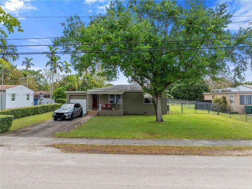 14031 Nw 5th Ave, Miami, FL, 33168-3907 | Card Image