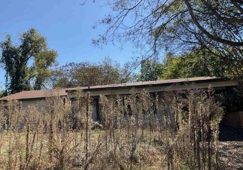 100 Mills St, Arp, TX, 75750-4631 | Card Image