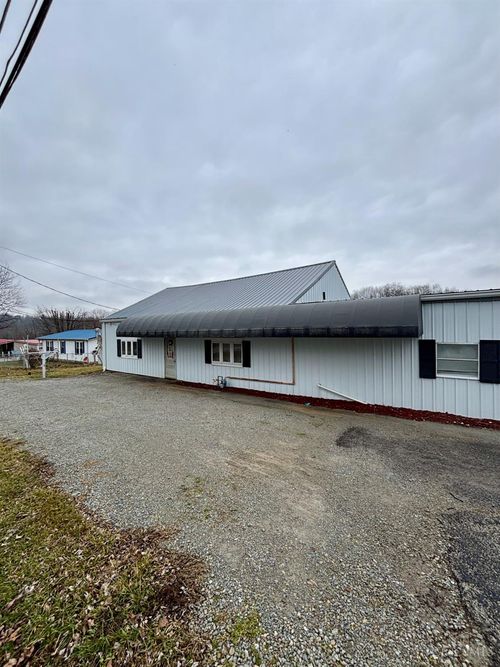 115 E Main St, Hillsboro, OH, 45133-1450 | Card Image