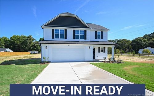 5877 Panther Dr, Hope Mills, NC, 28348-6001 | Card Image