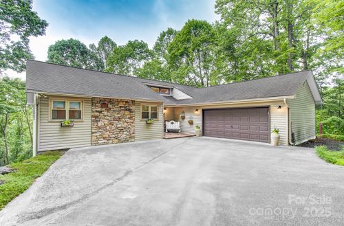 110 Spring Path, Hendersonville, NC, 28739-9451 | Card Image
