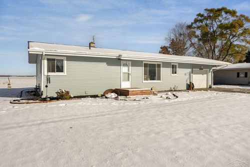 544 W North Union Rd, Auburn, MI, 48611-9586 | Card Image