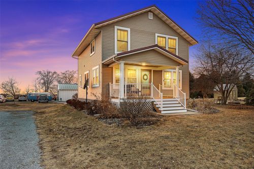 5305 American Legion Se, Iowa City, IA, 52240 | Card Image