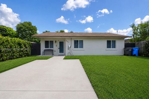 5637 Sw 36th Ct, West Park, FL, 33023-6107 | Card Image
