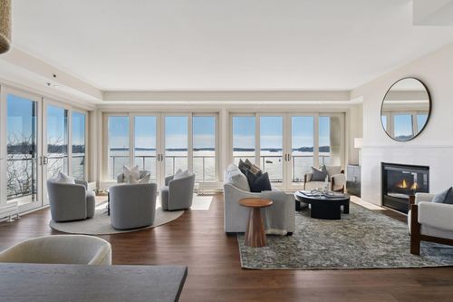 s206-4100 Shoreline Dr, Spring Park, MN, 55384-4508 | Card Image