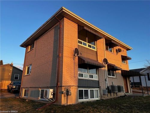 2-73 Fourth Ave, Brantford, ON, N3S6P6 | Card Image