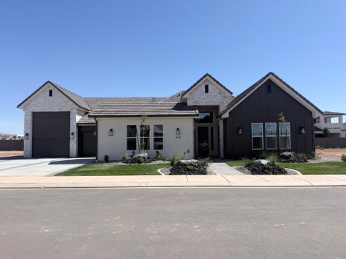 445 W Rosina Cir, Washington, UT, 84780-3871 | Card Image