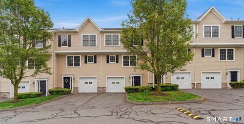 46-46 Donahue Ln, Manchester, CT, 06042-1700 | Card Image