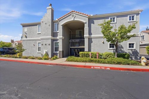 522-885 Halidon Way, Folsom, CA, 95630-8435 | Card Image