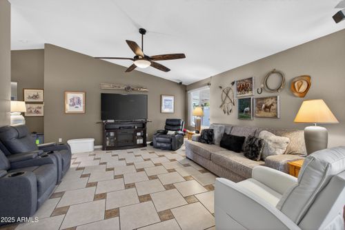 2161 W 17th Ave, Apache Junction, AZ, 85120-7309 | Card Image