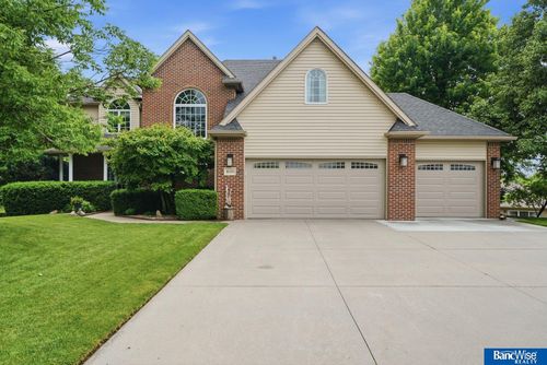 6120 Consentino Ct, Lincoln, NE, 68526-9537 | Card Image