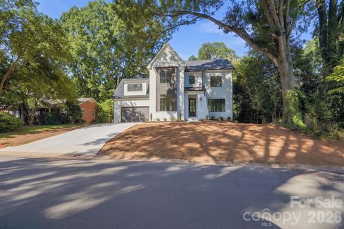 4214 Waterbury Dr, Charlotte, NC, 28209-3045 | Card Image