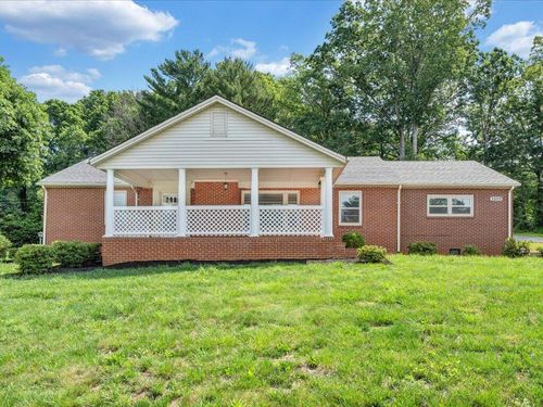 3202 Daniels Creek Rd, Martinsville, VA, 24112 | Card Image