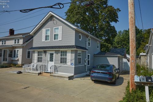 33 Northview Pl, Huron, OH, 44839-1135 | Card Image