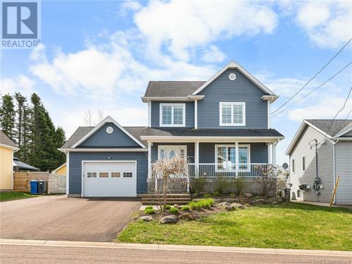 87 Tilmon Cres, Dieppe, NB, E1A5S3 | Card Image