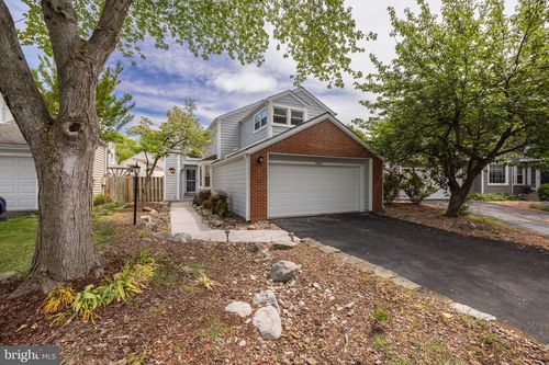 6015 Good Lion Ct, ALEXANDRIA, VA, 22315-4623 | Card Image