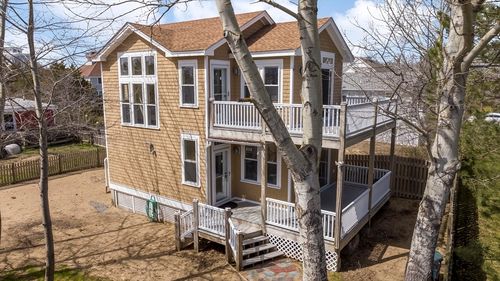 16 Harvard Way, Newbury, MA, 01951-2109 | Card Image