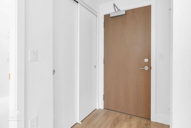 2907 - 10428 Whalley Blvd, Condo with 1 bedrooms, 1 bathrooms and 1 parking in Surrey BC | Image 5