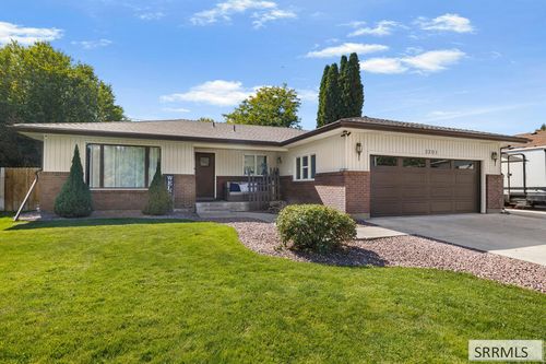 2201 Brandon Dr, Idaho Falls, ID, 83402-2929 | Card Image