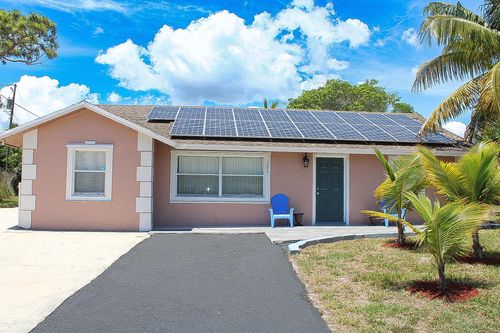 2001 Nw 2nd St, Boynton Beach, FL, 33435-2224 | Card Image