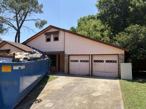 507 Parker Dr, Euless, TX, 76039-7431 | Card Image