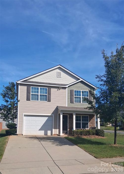 3102 Victoria Brook Ln, Charlotte, NC, 28208-4264 | Card Image