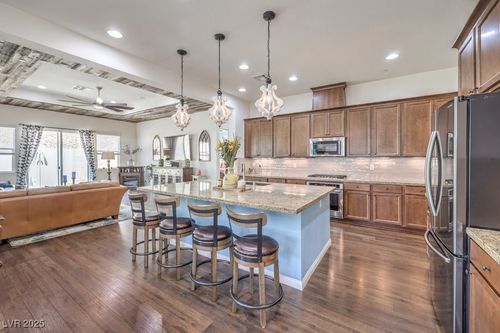 4 Via Tiberina, Henderson, NV, 89011-3174 | Card Image