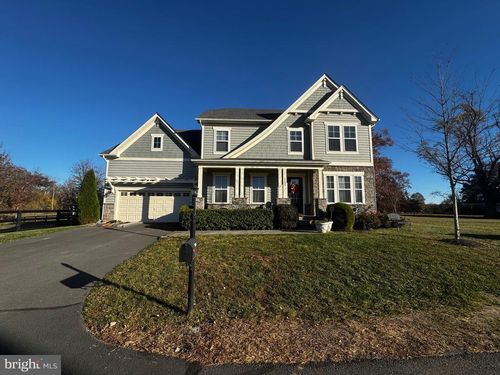 19854 Don Juan Ln, LEESBURG, VA, 20175-6768 | Card Image