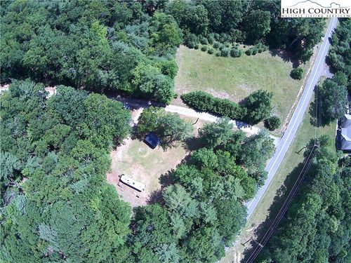 650 Mountain Lake Rd, Glade Valley, NC, 28627-8942 | Card Image