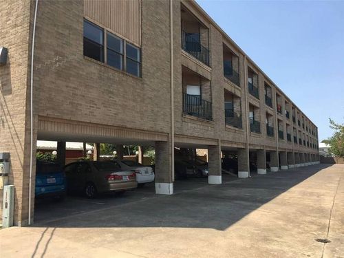 apt-214-3316 Guadalupe St, Austin, TX, 78705-2338 | Card Image