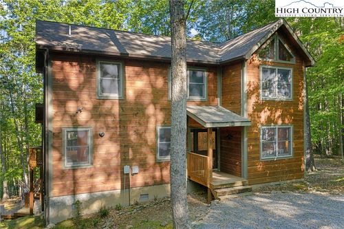 108 Sourwood Ln, Beech Mountain, NC, 28604-8206 | Card Image