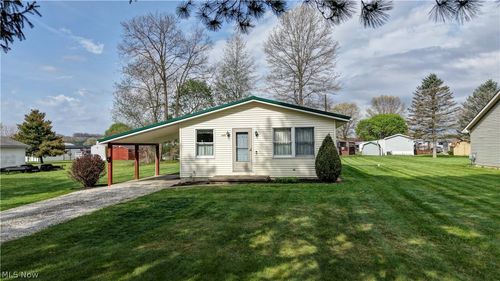 445 N George Street, West Lafayette, OH, 43845 | Card Image