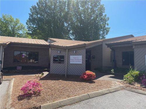1317 Ashleybrook Lane, Winston Salem, NC, 27103 | Card Image