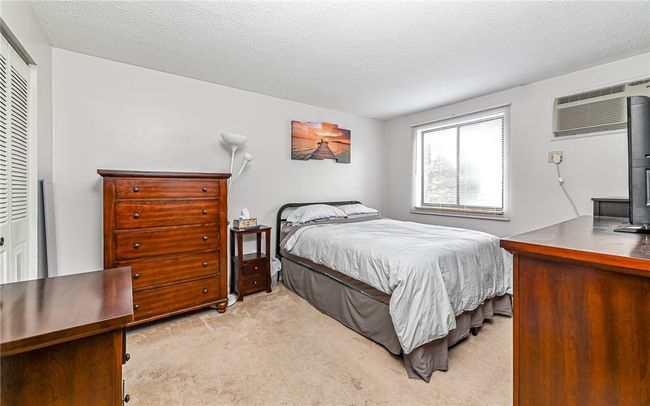 APT-1 - 250 Waverly Ave, Condo with 2 bedrooms, 2 bathrooms and null parking in West View PA | Image 12