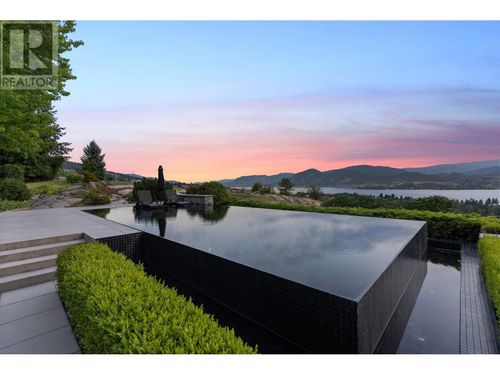 1030 King Dr, Naramata, BC, V0H1N1 | Card Image