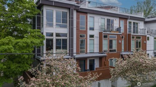 1700 E Marion St, Seattle, WA, 98122-4641 | Card Image