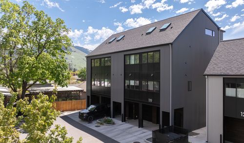 a-119 N 2nd St W, Missoula, MT, 59802-3738 | Card Image