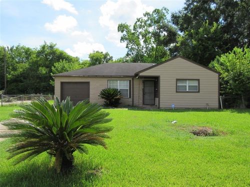 10601 Murr Way, Houston, TX, 77048-1106 | Card Image